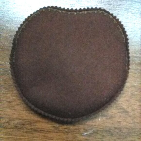 Vintage / Antique "Imperfect" Compact with Felt Case - Picture 11 of 11